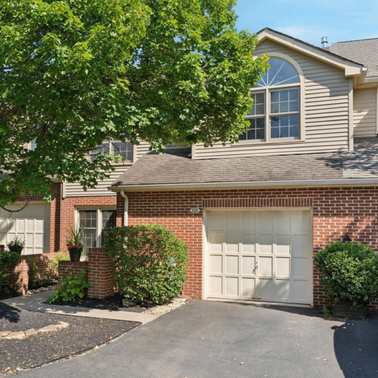 Elegant Downsizing: Luxury Living Made Easy